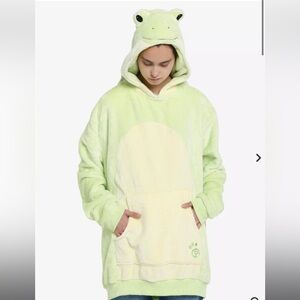 Frog Hooded Blanket that turns into a plush
